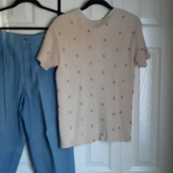 Liz Claiborne Petite Embroidered Tan Waffle Texture T-shirt Size Small P - Picture 3 of 4